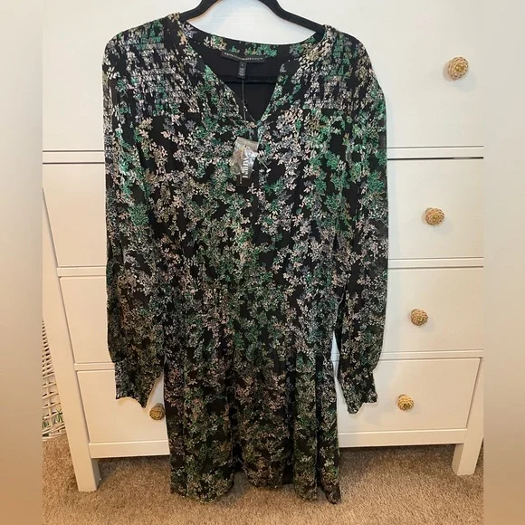 NWT White House Black Market Smocked Blouson Dress- Little Lead Burnout - Picture 2 of 16